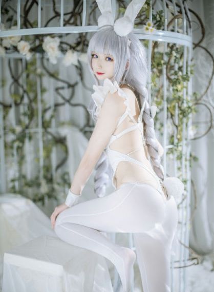 年轻的欧美男人_免费观看