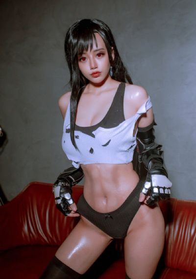 日韩连体泳衣美女_DVD电影完整版