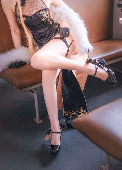 欧美艳星kareenakapor_HD日韩电影在线