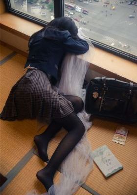 欧美美女黑白美图_BD韩语电影完整版