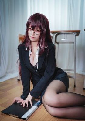 国产护肤品娜_720影视在线观看