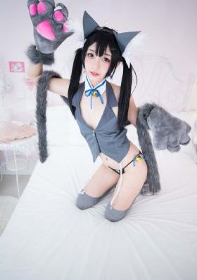 日韩性感内衣_高清在线视频播放